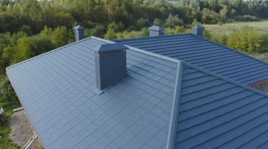 Professional metal roof installation in Winnetka, IL